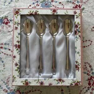 Grace’s Teaware Silver Plate Spoons Set Of 4 Afternoon Tea Wedding Shower
